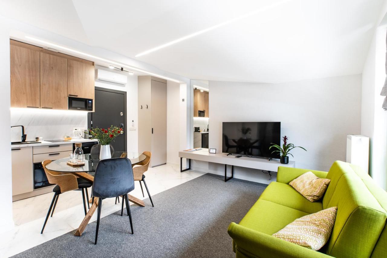 K20 Apartamenty Lodz - Dostep Na Kod Exterior foto