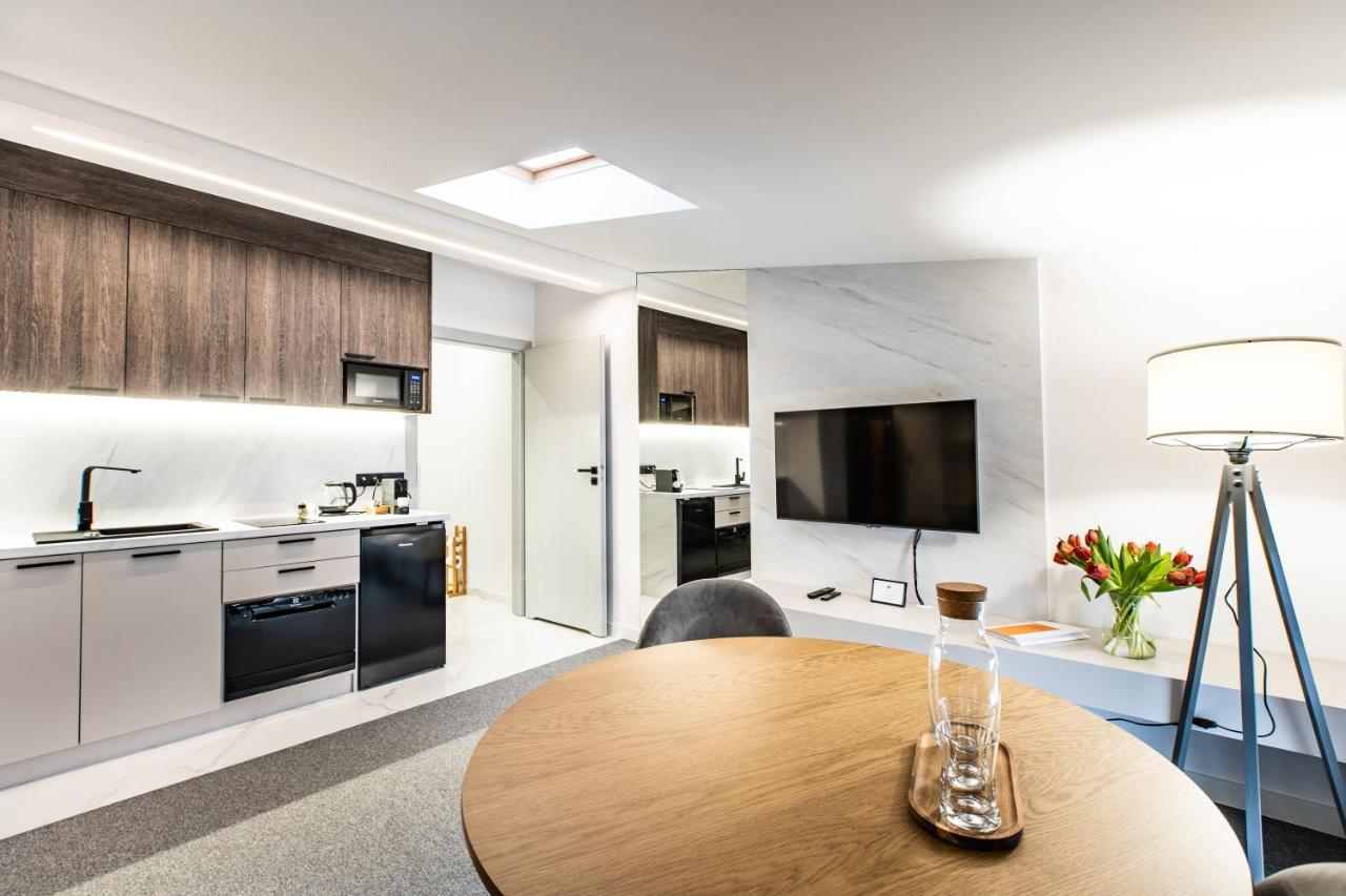 K20 Apartamenty Lodz - Dostep Na Kod Exterior foto