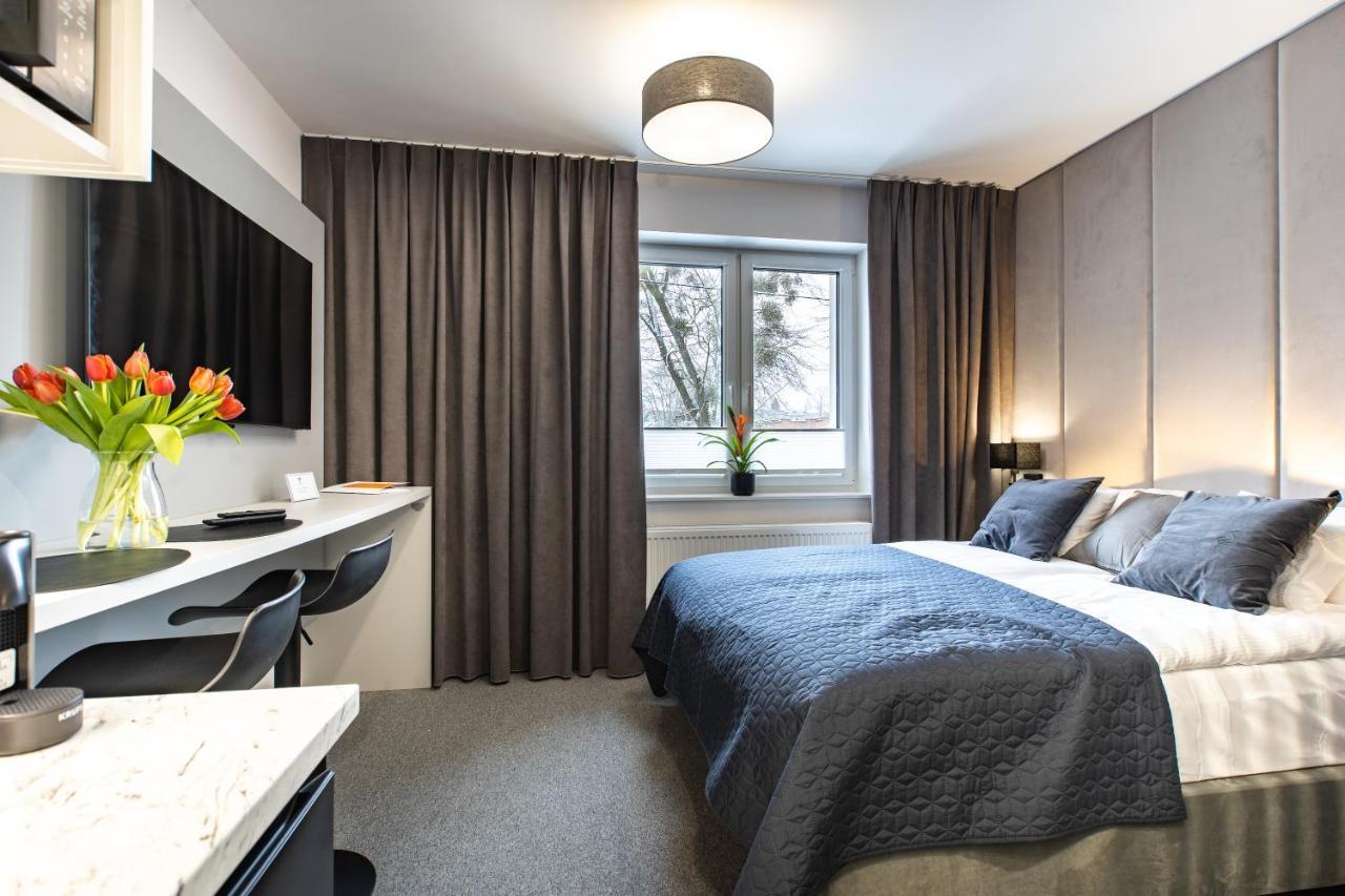 K20 Apartamenty Lodz - Dostep Na Kod Exterior foto